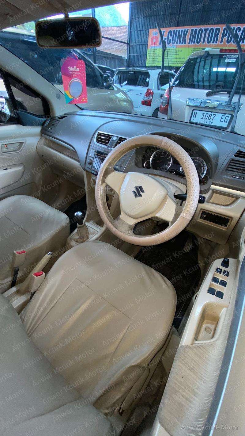 Suzuki Ertiga GL - 2