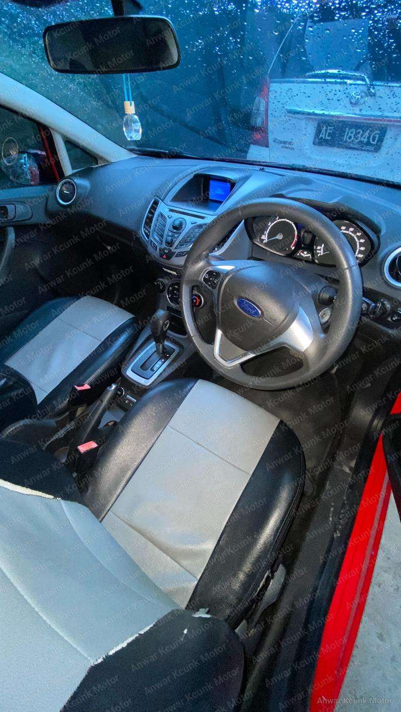 Ford Fiesta - 2