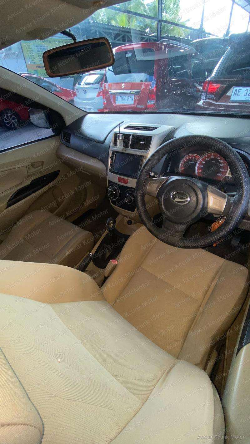 Daihatsu Xenia X - 2