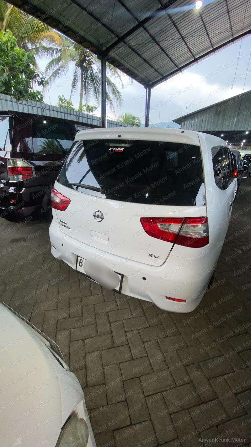 Nissan Grand Livina XV - 4