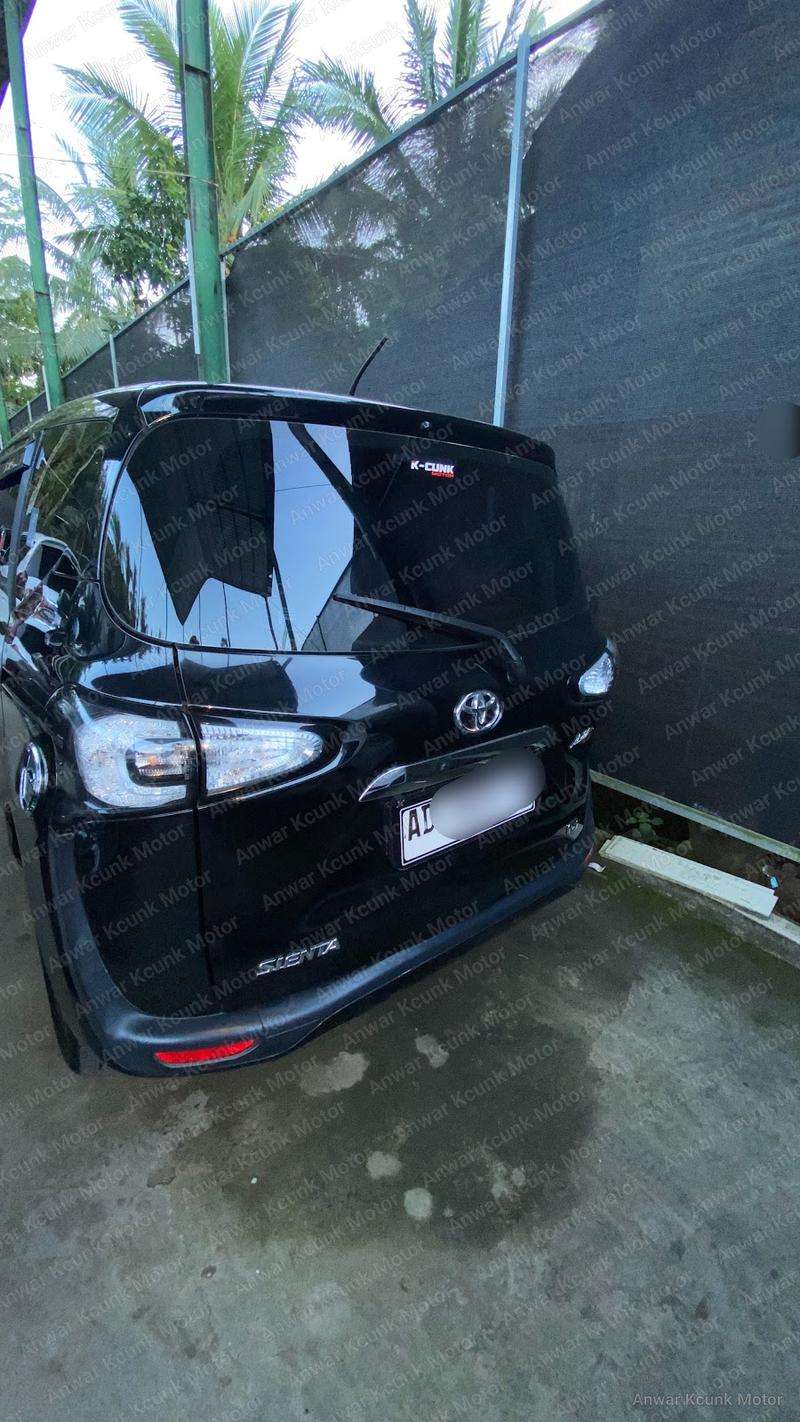 Toyota Sienta G - 4
