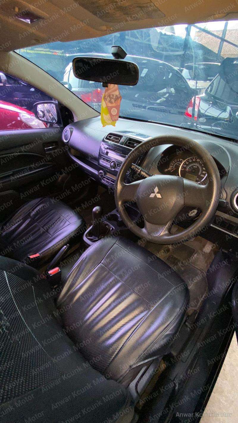 Mitsubishi Mirage GLX - 2