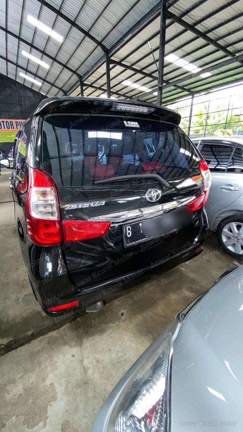 Toyota Avanza E - 4
