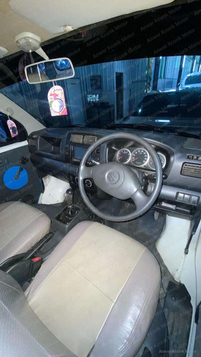 Suzuki Apv - 2