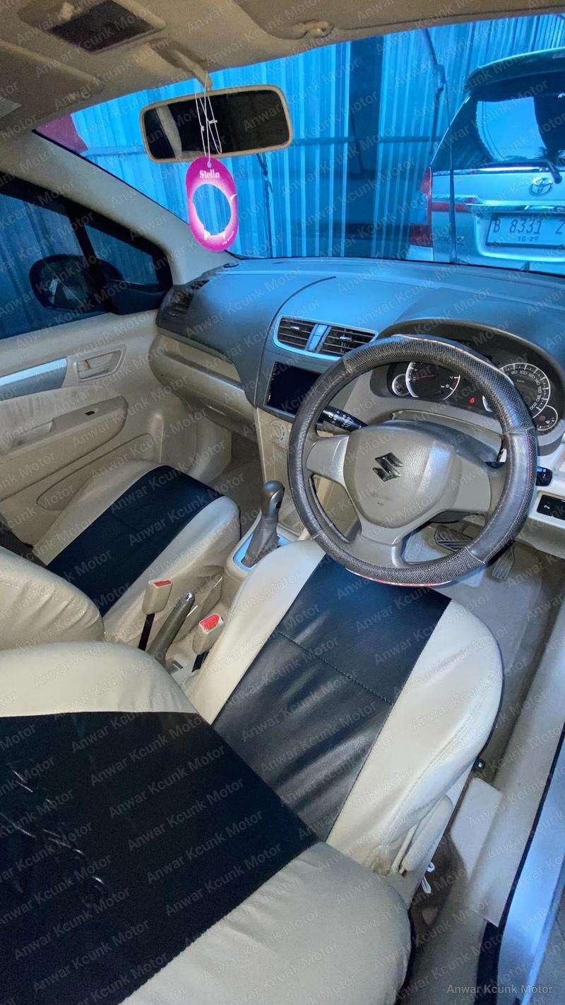 Suzuki Ertiga GL - 2
