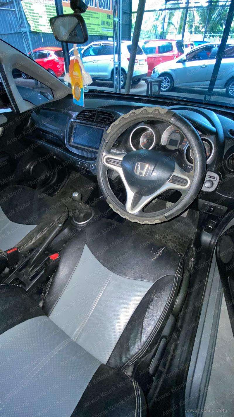 Honda Jazz RS - 2