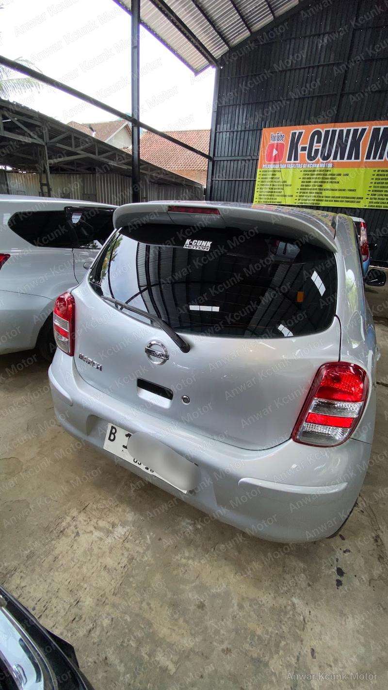 Nissan March - 4