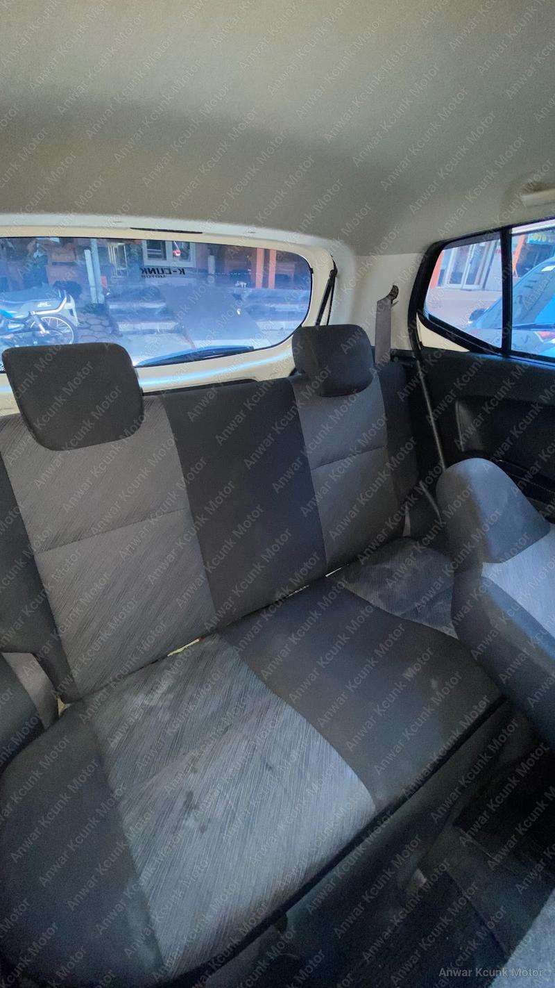 Daihatsu Ayla X - 3