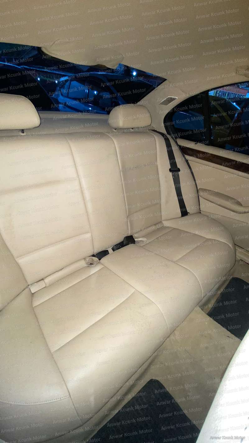 BMW 318i - 3